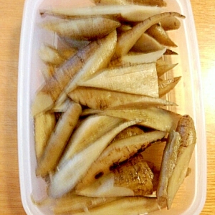 シンプルにだしだけで!ごぼうの煮しめ